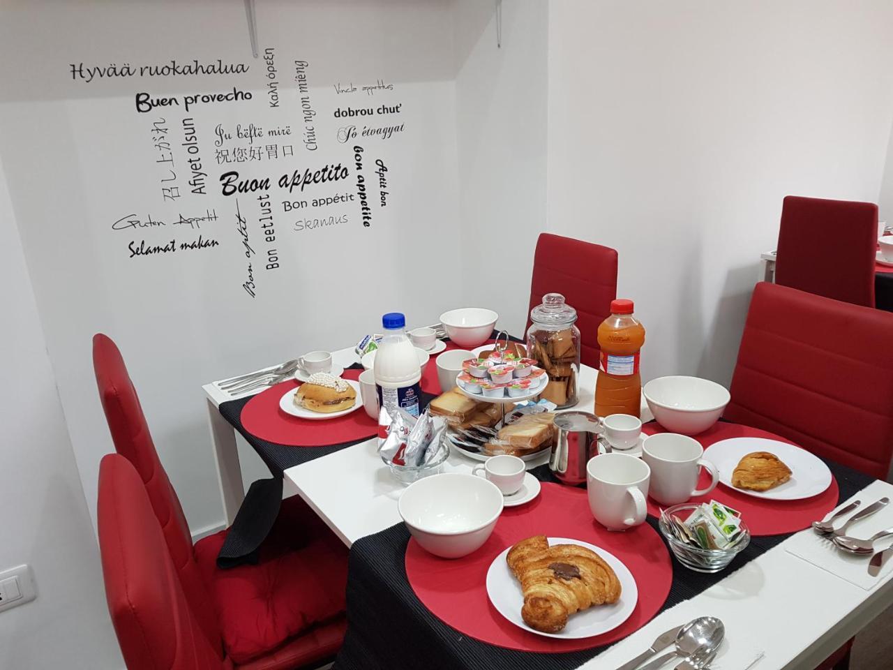 Vulkania Rooms Napoli Bagian luar foto