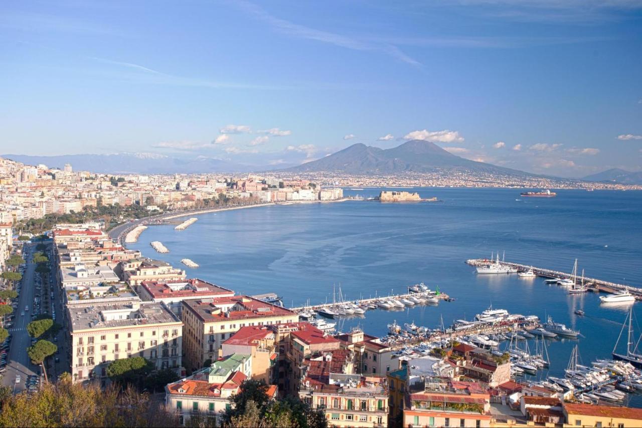 Vulkania Rooms Napoli Bagian luar foto