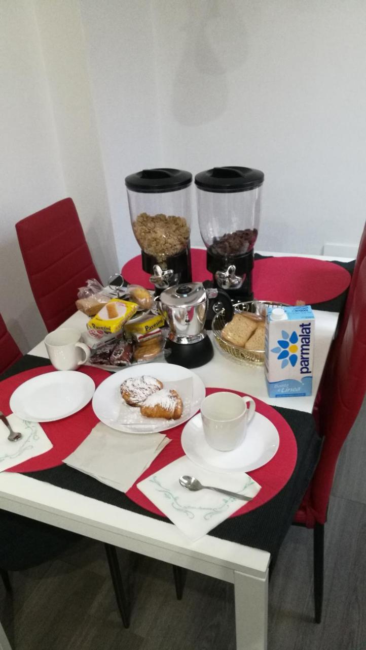 Vulkania Rooms Napoli Bagian luar foto