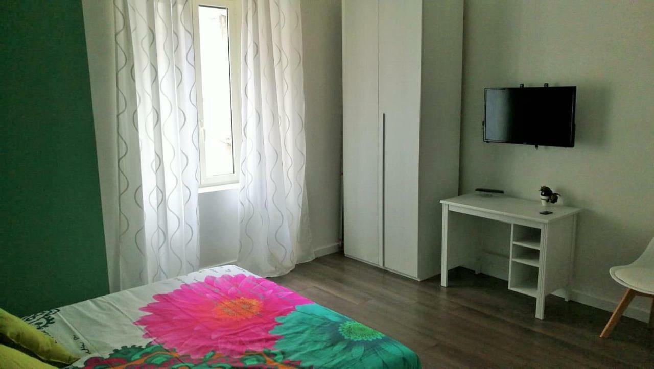 Vulkania Rooms Napoli Bagian luar foto